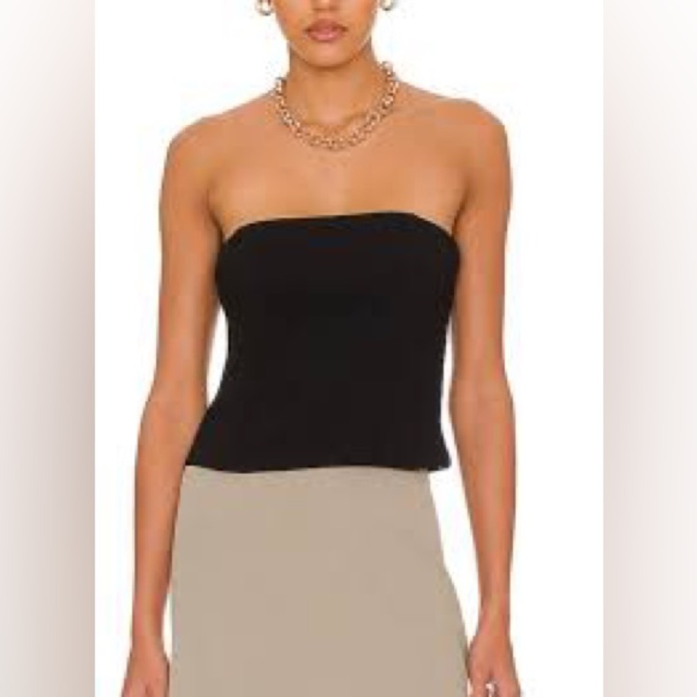 Strapless Black Tube Top - Sleek Women's Basics